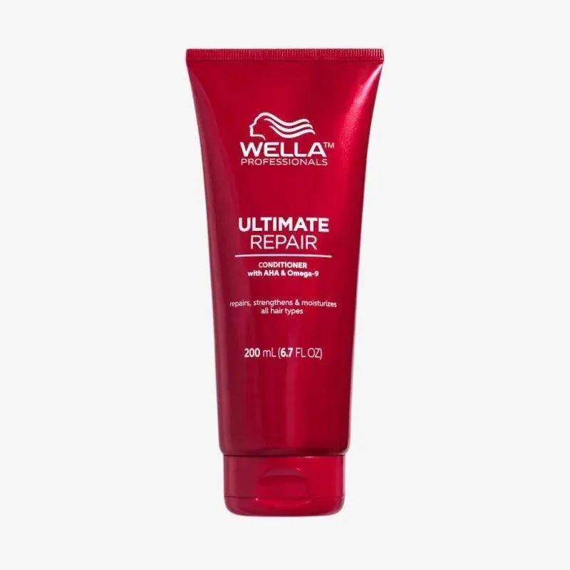 Wella Professionals Ultimate Repair Conditioner capelli danneggiati