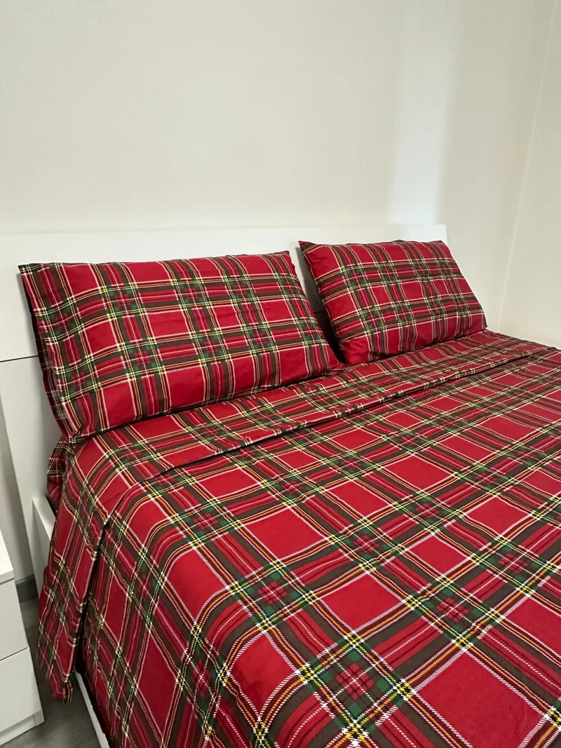 Completo Letto Matrimoniale Tartan Scozzese Rosso in Cotone – Made in Italy