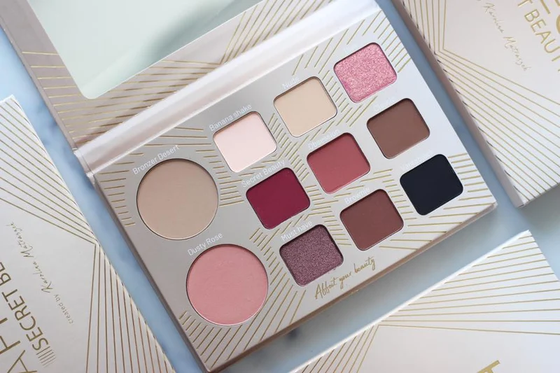 Affect Cosmetics - Palette Ombretti Secret Beauty - Professional Face & Eyeshadow Palette